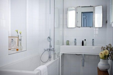 Hotel Henriette Bathroom