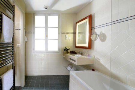 Hotel Relais Montmartre Bathroom