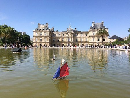 Luxembourg Gardens Pond