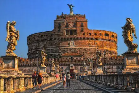 Castel Sant'Angelo and Angel Statues on Pont d Angelo