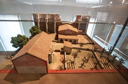 Models of 9-10th century houses, Crypta Balbi
