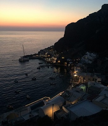 Amoudi Bay at Dusk