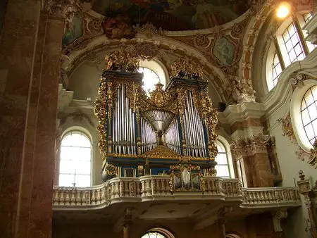 Pipe Organ