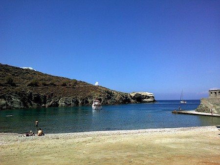 Agios Georgios Beach